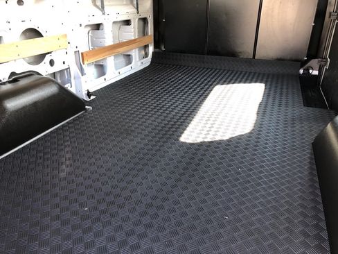 Used 2025 Ford Transit 250 Low Roof w/ Exterior Upgrade Package RWD image 19