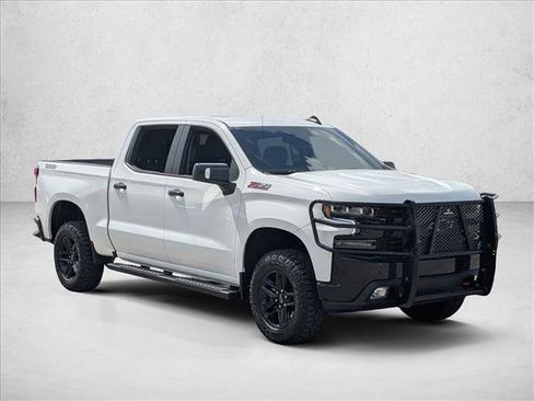 Used 2021 Chevrolet Silverado 1500 LT Trail Boss w/ Convenience Package II AWD/4WD image 3