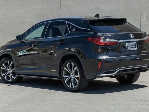 Used 2018 Lexus RX 450h AWD w/ Premium Package image 3