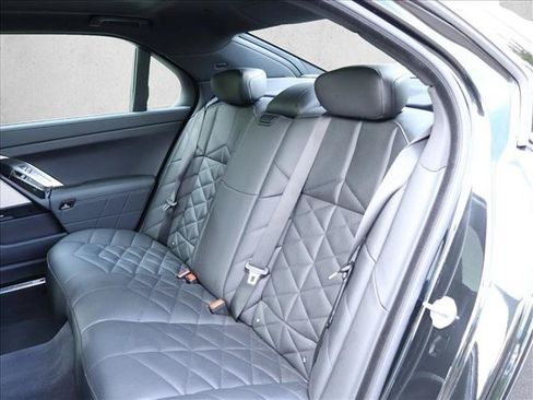 Certified 2025 BMW 740i xDrive AWD/4WD image 24