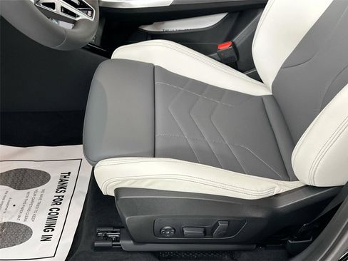 New 2026 BMW X2 xDrive28i AWD/4WD image 20
