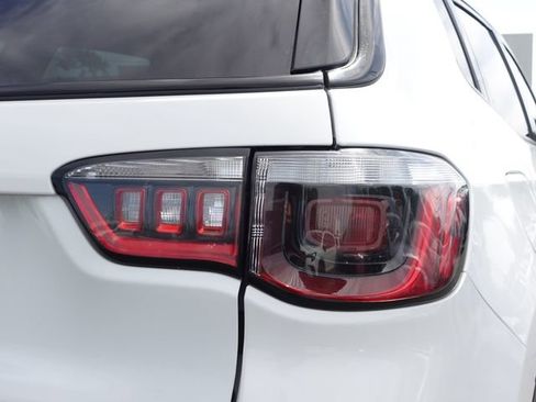 Used 2024 Jeep Compass Trailhawk AWD/4WD image 6