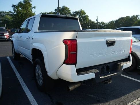 Used 2024 Toyota Tacoma SR5 RWD image 5