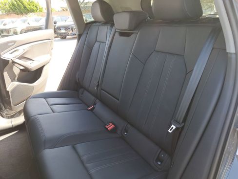 New 2025 Audi Q6 e-tron Premium image 14