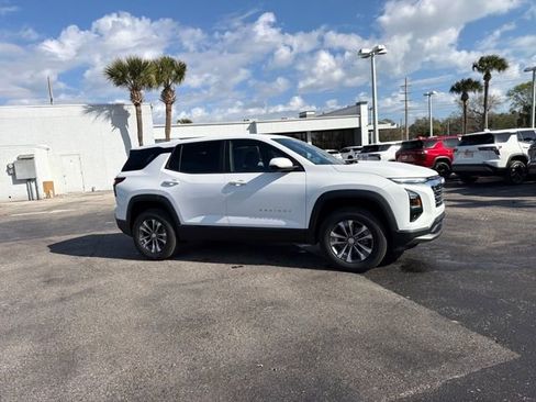 New 2026 Chevrolet Equinox LT w/ Safety and Technology Package FWD image 17