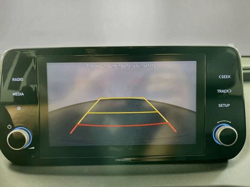 Used 2021 Hyundai Santa Fe SEL FWD image 19