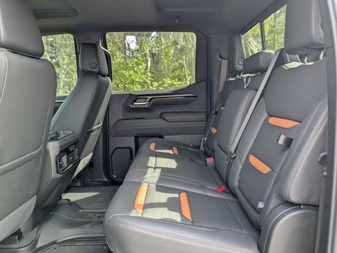 New 2026 GMC Sierra 1500 AT4 w/ AT4 Premium Package AWD/4WD image 14