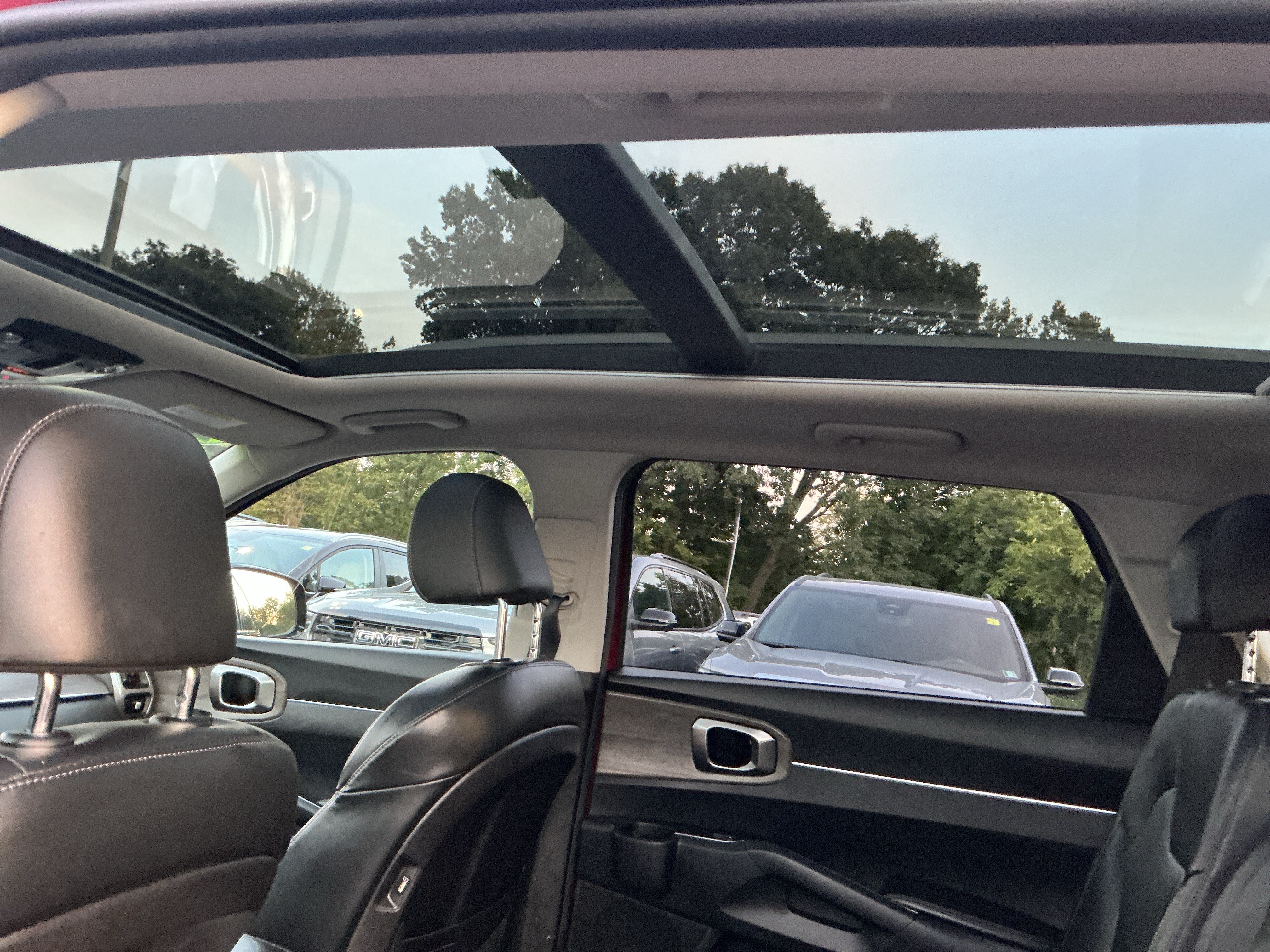 Certified 2023 Kia Sorento X-Line EX AWD/4WD image 12