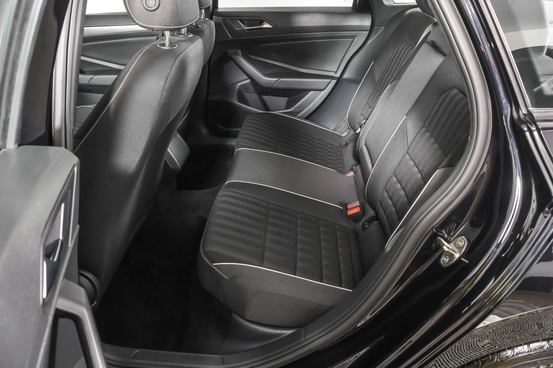 Used 2024 Volkswagen Jetta Sport FWD image 35