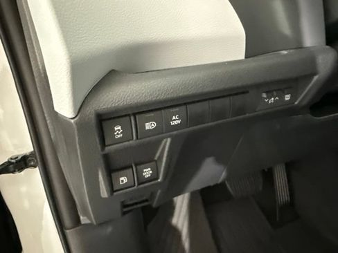 New 2026 Toyota Sienna XSE FWD image 21