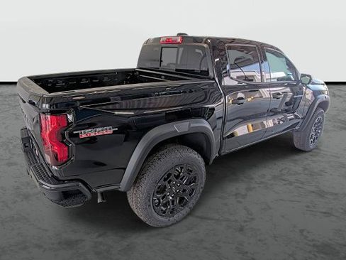 New 2026 Chevrolet Colorado Trail Boss AWD/4WD image 14