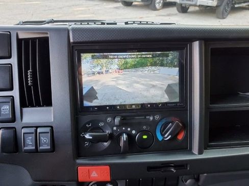 New 2024 Chevrolet Low Cab Forward image 17