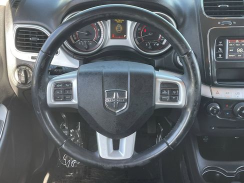 Used 2019 Dodge Journey SE w/ Connectivity Group FWD image 19