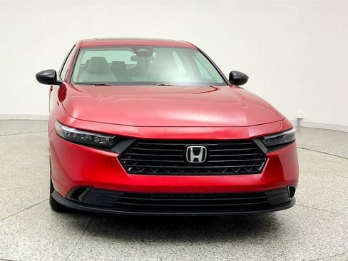 Used 2025 Honda Accord SE image 2