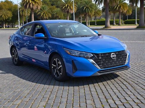 Used 2024 Nissan Sentra SV image 4