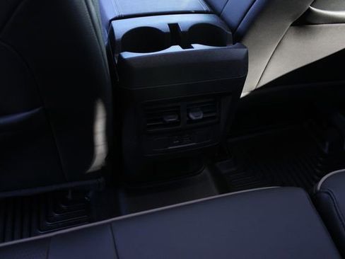 Used 2026 GMC Canyon Denali AWD/4WD image 27