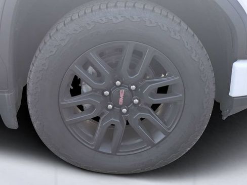 Used 2022 GMC Sierra 1500 Elevation w/ X31 Off-Road Package AWD/4WD image 11