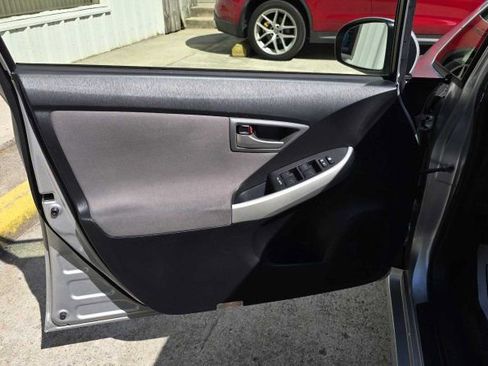 Used 2013 Toyota Prius Two FWD image 14