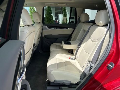 Certified 2023 Cadillac XT6 Premium Luxury AWD/4WD image 24