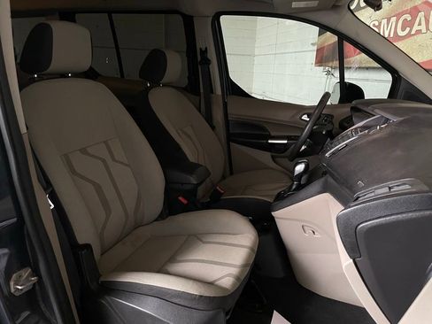 Used 2014 Ford Transit Connect XLT image 25