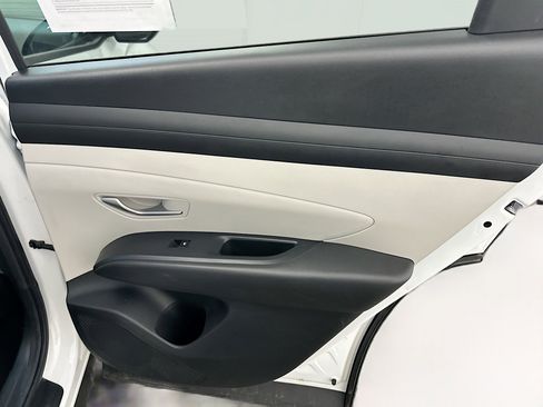Used 2025 Hyundai Tucson SEL AWD/4WD image 32