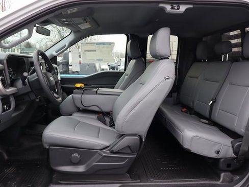 New 2026 Ford F550 4x4 Supercab Super Duty image 31