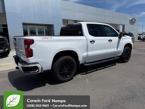 Used 2025 Chevrolet Silverado 1500 Custom w/ Turbomax Blackout Package AWD/4WD image 6