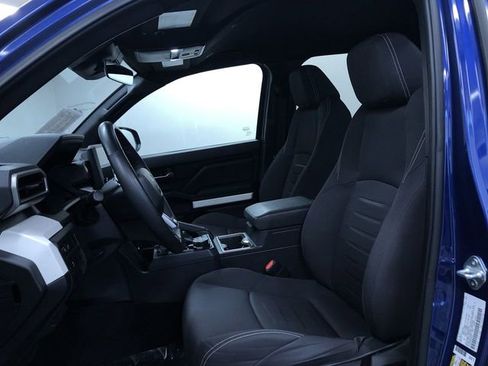 Used 2024 Toyota Tacoma TRD Off-Road image 12