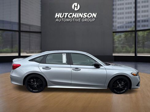 Used 2024 Honda Civic Sport image 2