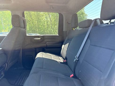 Used 2024 Chevrolet Silverado 2500 Custom AWD/4WD image 19
