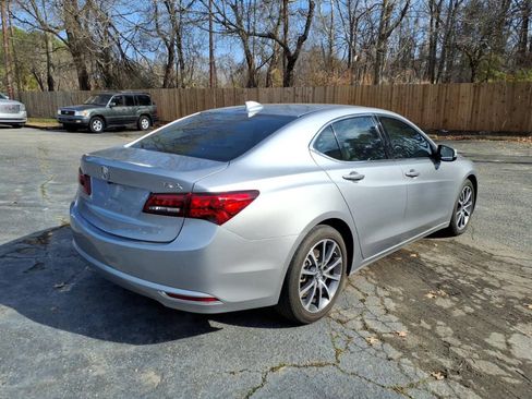 Used 2017 Acura TLX V6 w/ Technology Package FWD image 3