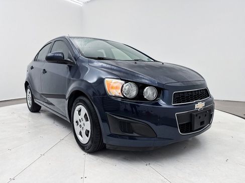 Used 2015 Chevrolet Sonic LS FWD image 10
