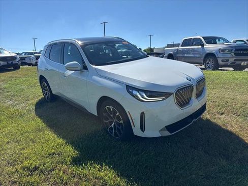 Used 2026 BMW X3 xDrive30i AWD/4WD image 3