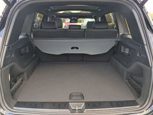 Used 2026 Mercedes-Benz GLB 250 image 37