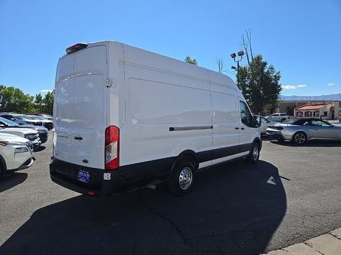 Used 2024 Ford Transit 250 148 High Roof Extended AWD image 5