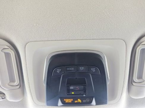 Used 2024 Toyota Corolla LE FWD image 7