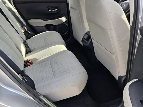 Used 2025 Honda HR-V LX image 15