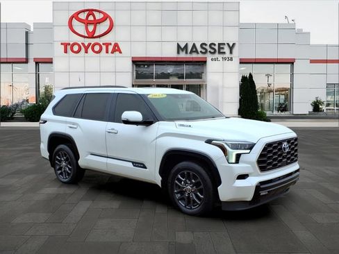 Used 2023 Toyota Sequoia Platinum image 23