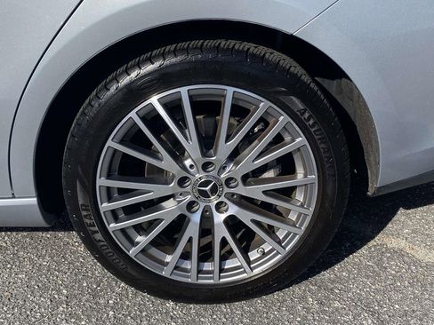 Used 2025 Mercedes-Benz CLA 250 image 8