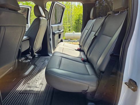 Used 2022 Ford F250 XL w/ Power Equipment Group AWD/4WD image 22