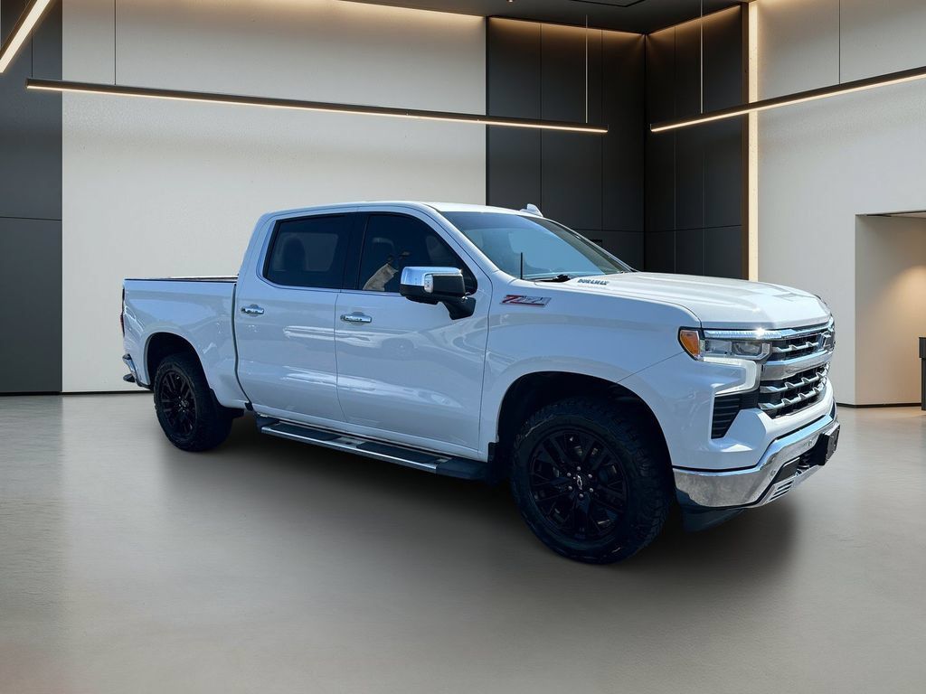 Used 2023 Chevrolet Silverado 1500 LTZ AWD/4WD image 8