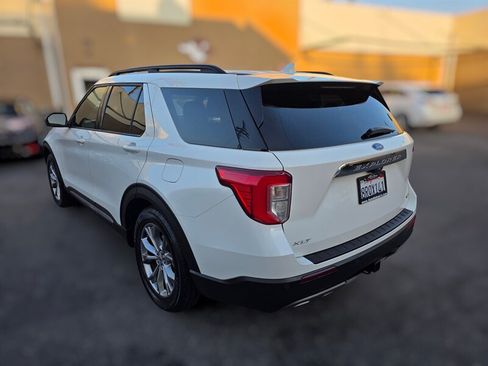 Used 2020 Ford Explorer XLT w/ Equipment Group 202A RWD image 8