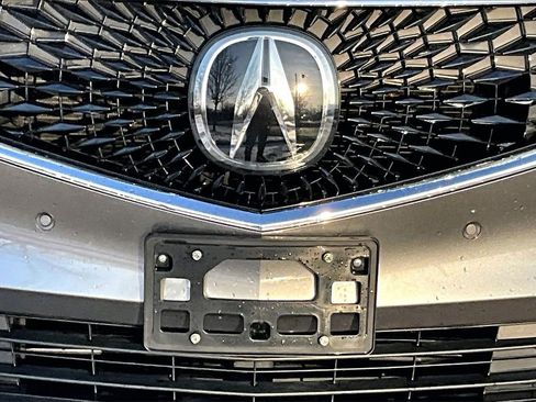 Used 2023 Acura MDX SH-AWD w/ Technology Package image 12