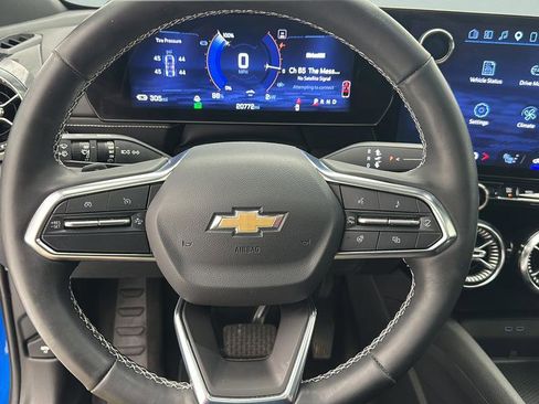 Used 2024 Chevrolet Blazer EV LT AWD/4WD image 16