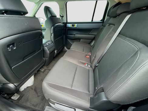 New 2026 Hyundai Santa Fe SE FWD image 17