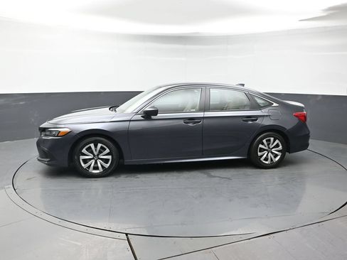 Used 2023 Honda Civic LX image 2