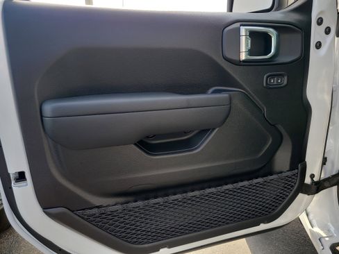 New 2026 Jeep Wrangler Unlimited Sport AWD/4WD image 12
