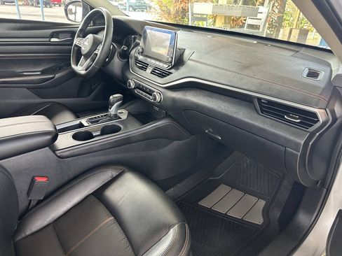 Used 2021 Nissan Altima 2.5 SR FWD image 23