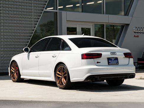 Used 2017 Audi S6 Premium Plus w/ S6 Sport Package AWD/4WD image 5