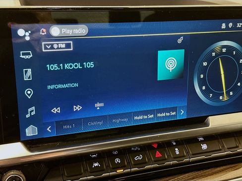 Used 2023 Chevrolet Silverado 1500 LT image 21